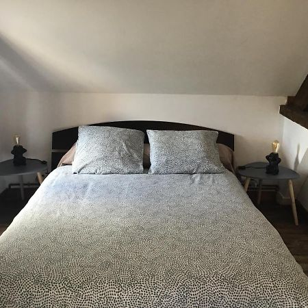 Maison De Ville באיו מראה חיצוני תמונה